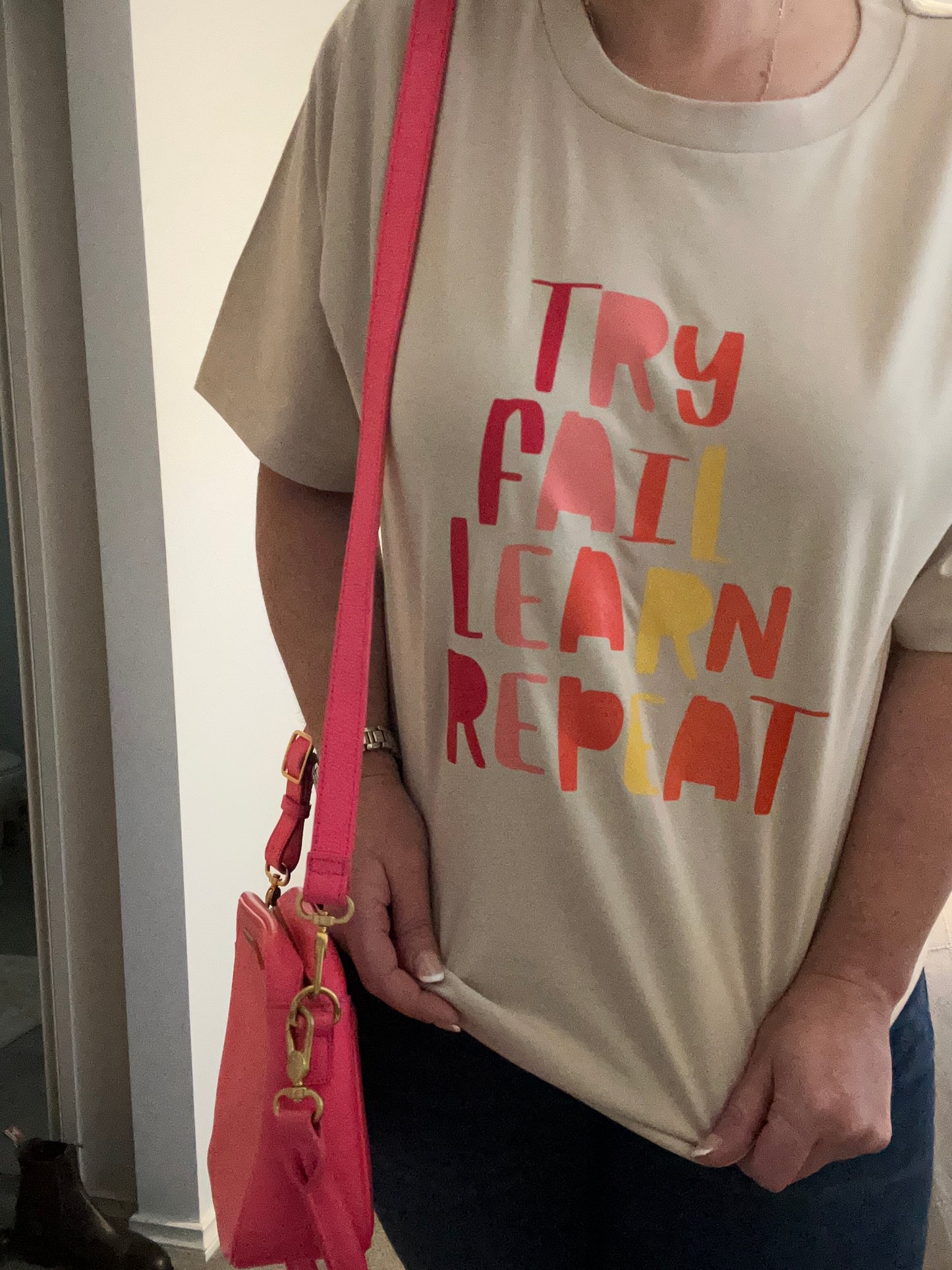 Try - Classic Relaxed Tee - Bone